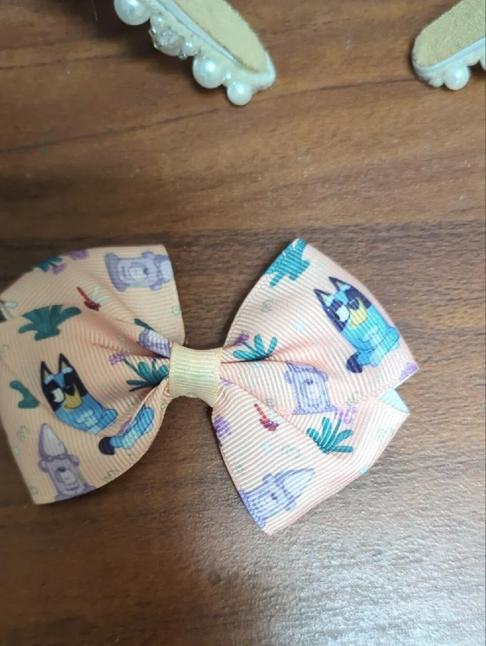 Kids Hair Bundle Three Headbands And Two Bluey Bows